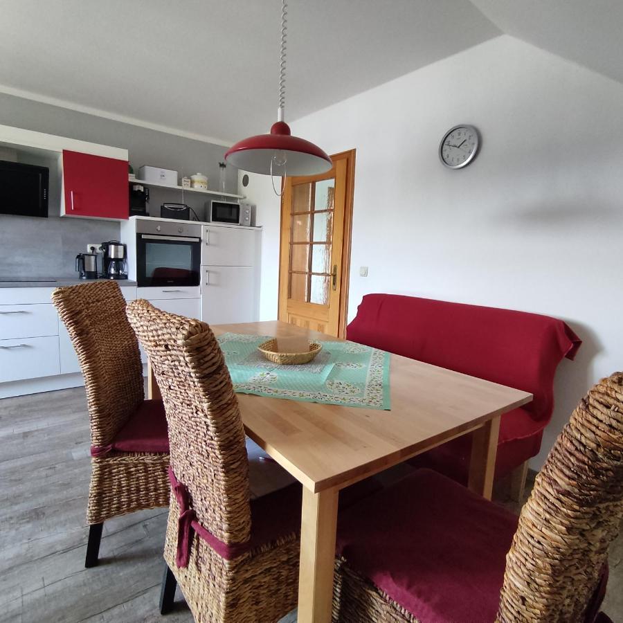 Ferienwohnung Adelhardt Eckersdorf المظهر الخارجي الصورة