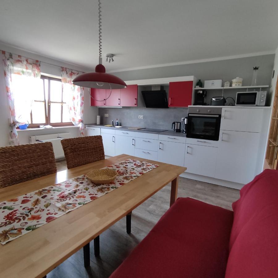 Ferienwohnung Adelhardt Eckersdorf المظهر الخارجي الصورة